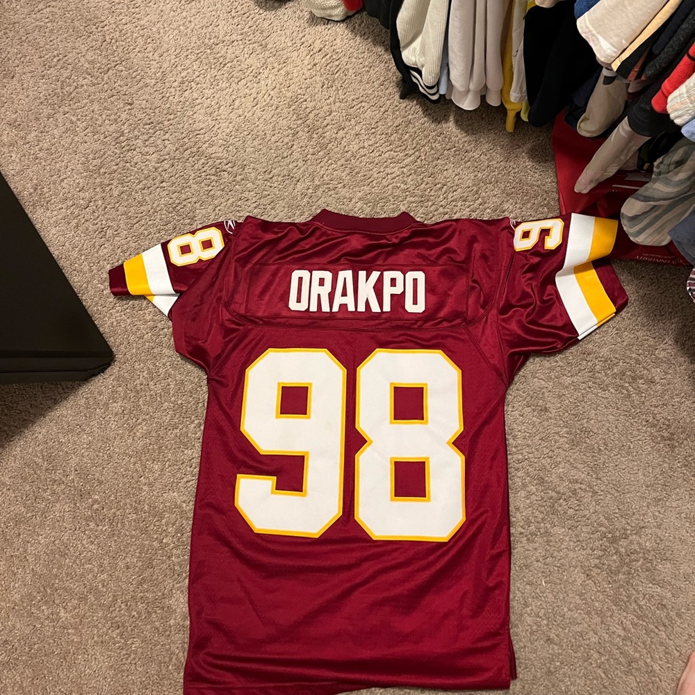 Brian Orakpo Redskins mens small stitched Jersey